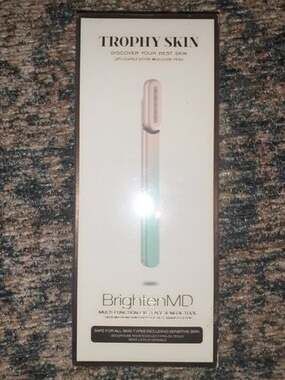 Trophy Skin BrightenMD Multi-Function Eye, Face & Neck Tool
